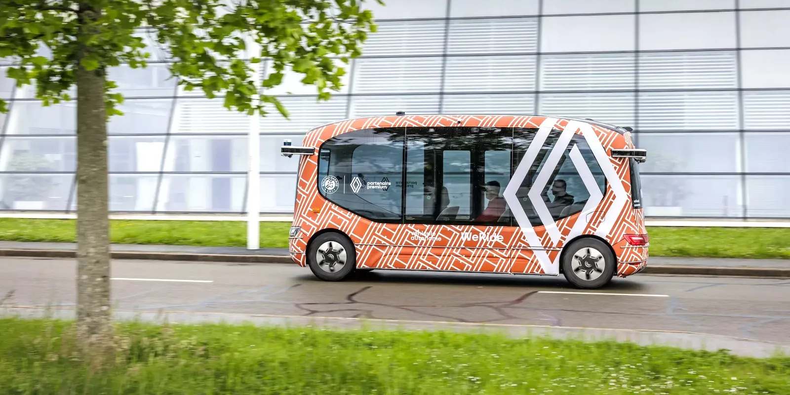 Exploring Autonomous Shuttle Buses: Revolutionizing Public Transport with Self-Driving Technology